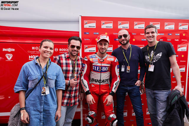Ein Meet &amp; Greet mit den Ducati-Piloten (hier mit Andrea Dovizioso) gehörte zum Programm